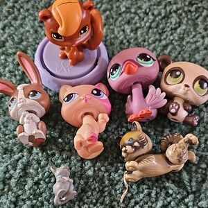 Assorted Littlest Petshops.